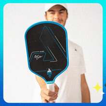 Vợt Pickleball JOOLA Ben Johns Hyperion - Bề mặt carbon nguyên bản và bề mặt sợi carbon mờ giúp tăng cường lực và độ xoáy - Tay cầm kéo dài - Vợt Pickleball sợi carbon - Màu xanh lam - Xem 6