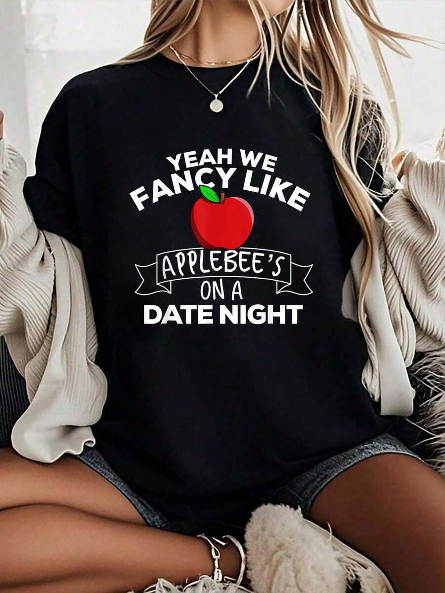 Camiseta de Música Country 100% Algodón Unisex con Estampado Vintage 'Yeah We Fancy Like Applebees On A Date Night', Camisetas Gráficas Vintage, Ropa Casual de Verano para Hombres y Mujeres - Negro - Ver 1