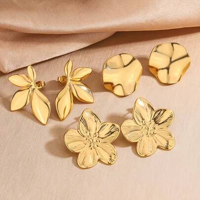 3 Pairs Set Of Fashionable, Simple, And Elegant Golden Stainless Steel Flower-Shaped Earrings For Women, Featuring Petal And Leaf Designs. Suitable For Vacations, Parties, Dinners, Dates, And Shopping