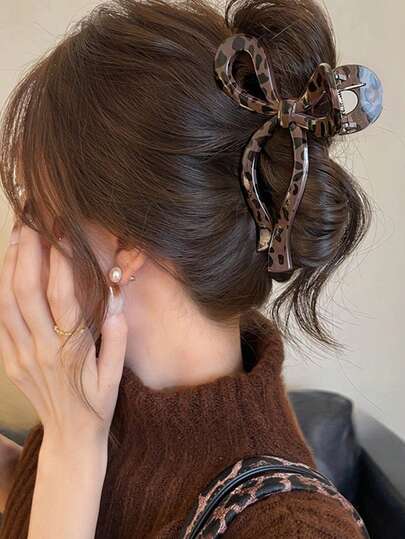 1个豹纹蝴蝶结大号发爪夹，适合浓密头发，新款发饰