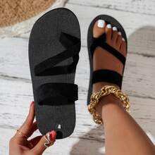 Ciabatte estive casual da donna con cinturino singolo, sandali piatti neri con cinturino sottile, infradito, design antiscivolo, adatti per spiaggia, viaggio, uso quotidiano e casa - nero - Visualizzare 9