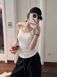 Women's Crew Neck Camisole With Built-In Padded Bra, Backless Seamless Tank Top For Layering - White - View 3