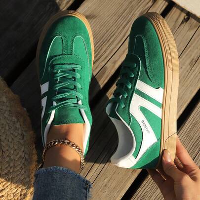 Women's New Casual Lace-Up Sports Shoes, Fashionable Outdoor Street-Style Green Versatile Sports Shoes, Plus Size Student Faux Suede Rubber Sole Sneakers