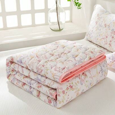 1pc Skin-Friendly Minimalist Plaid + Floral Quilted Wide-Edge Summer Quilt, Soft & Fine, Moisture-Wicking & Breathable, Minimalist & Elegant, Fashion Air Conditioning Quilt, Lightweight & Breathable Summer Quilt