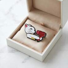 脾气暴躁的招财猫吹风机胸针，趣味珐琅别针，个性化配饰“吹你脸”招财猫胸针，日式趣味徽章，小众奇趣别针 - 紅色 - 查看 5