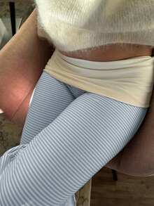 女士夏季条纹直筒裤，配有可折叠白色腰带，适合上学、通勤和休闲穿着。 - 淺藍色 - 查看 5