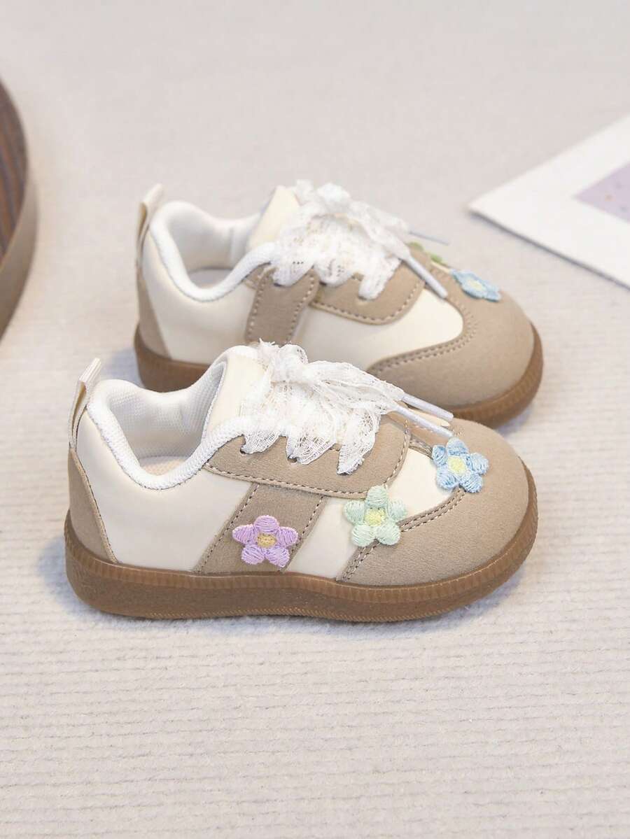 婴儿鞋 经典复古女童3D花朵软底休闲幼儿鞋 - 米色 - 查看 1
