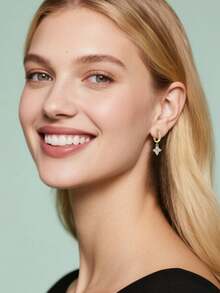 XUJIA 1 Pair 925 Sterling Silver Four-Leaf Clover Pendant Earrings, 3mm*8pcs Moissanite Romantic Dangle Earrings, Lucky Four-Leaf Clover Pendant Earrings, Good Luck Jewelry Gift For Women - EMO-338 - View 5