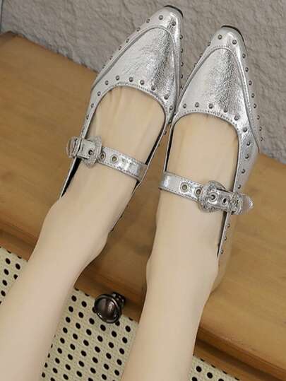 Giày Mary Jane mũi nhọn cho nữ, giày công sở một quai đính đinh tán mới mùa xuân.