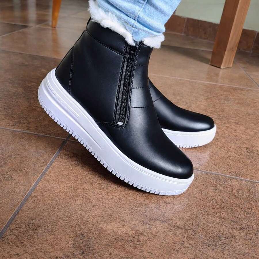 Casual Ankle Boots With Fur Lining - Boots With Fur - Warm Fur-Lined Ankle Boots - 黑色 - 查看 1