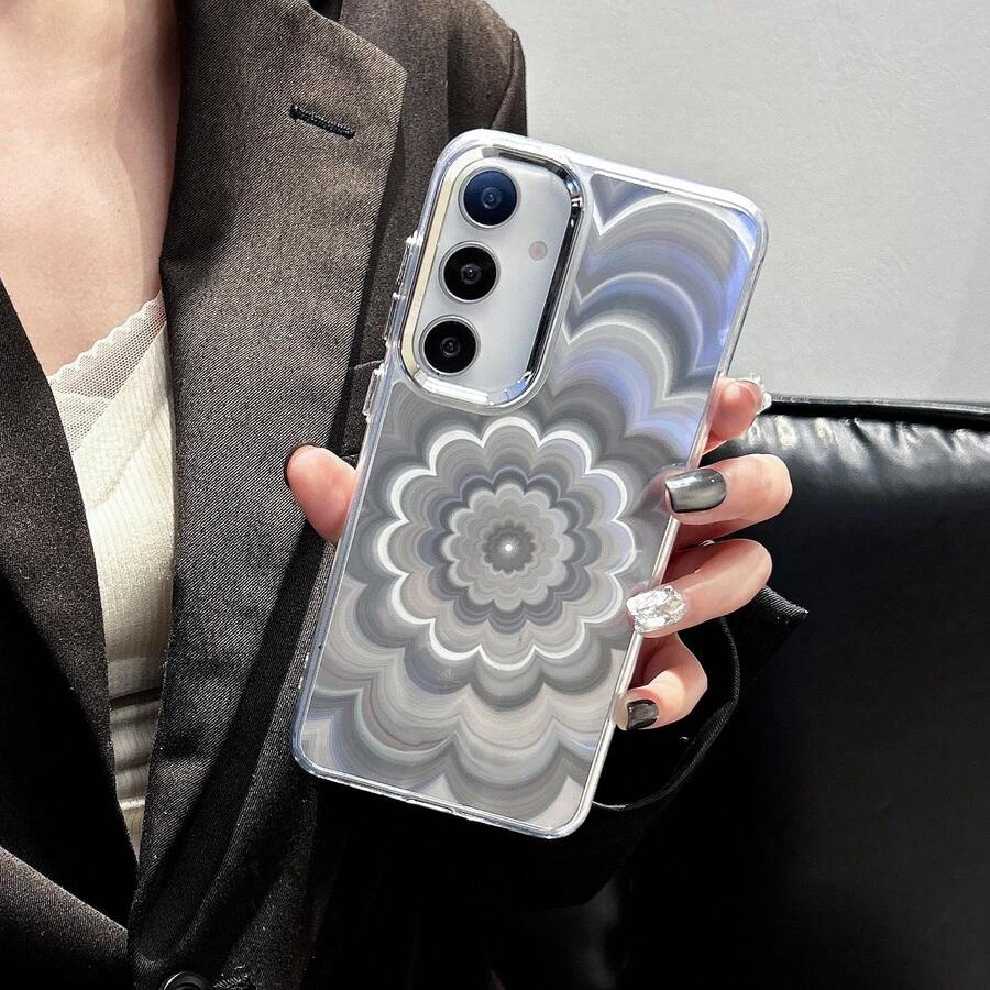 2026's Latest Fashionable Gradient Flower Design Mobile Phone Case, Compatible With Samsung Galaxy S26, S25, S24, S24 Plus/S24+, S24 Ultra, S24 FE, S20, S21, S22, S23 And Compatible With IPhone 11/11 Pro/11 Pro Max/12/12 Pro/12 Pro Max/13/13 Pro/13 Pro Max/14/14 Pro/14 Pro Max/15/15 Pro/15 Pro Max/16/16 Pro/16 Pro Max, 16E With Grip And Military-Grade Shockproof Protection Silicone Case - White - View 1