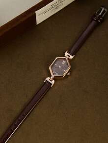 这款女士石英表精致小巧，适合日常佩戴，也可作为生日/毕业礼物或休闲聚会的配饰。 - 棕色 - 查看 4