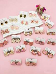 Boucles d'oreilles de luxe de couleur rose. Boucles d'oreilles de conception haut de gamme et de niche. Boucles d'oreilles douces et élégantes, polyvalentes pour les femmes. (Style aléatoire) - Multicolore - Voir 1