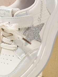 2026春季新款儿童软底运动鞋，男女童休闲鞋，大童跑步鞋，时尚滑板鞋，学生星形白色运动鞋 - 銀色 - 查看 6