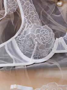 Bộ đồ lót gợi cảm bằng vải lưới thêu hoa hồng trắng dành cho nữ, áo ngực xuyên thấu thời trang mới và quần lọt khe cạp thấp, đồ lót và quần lót gợi cảm dành cho nữ. - trắng - Xem 2