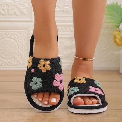 黑色碎花休闲面料，舒适百搭，适合休闲和居家穿着。