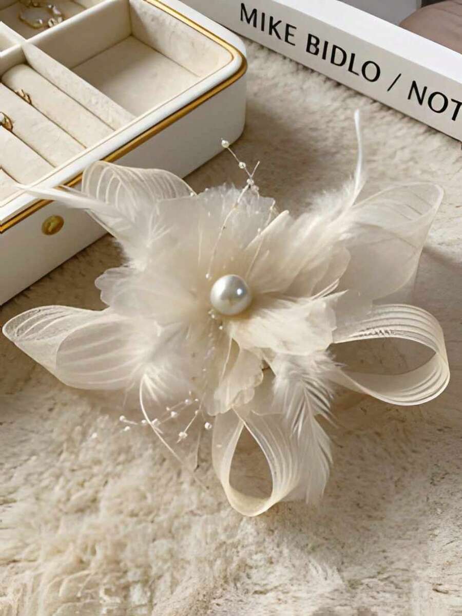 1个新款柔和米色花瓣发夹，多层新娘发饰，爪夹 - 彩色 - 查看 1