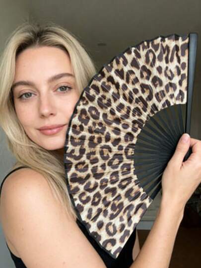 Fashion Leopard Print Folding Hand Fan Black Frame Princess Style Design Lightweight Portable Spring Summer Matching Decor Photo Shooting Bridesmaid Gift Travel Vacation Bedroom Room Decor Unisex