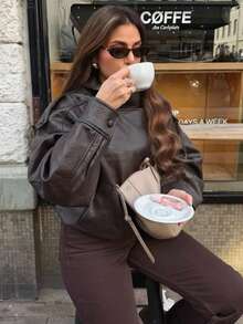 Chaqueta de cuero sintético holgada para mujer de otoño e invierno, chaqueta de motocicleta de moda de calle con bolsillos con cremallera - Café integral - Ver 3