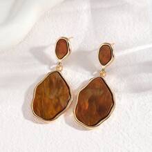 1 Pair Asymmetrical Oval Pendant Earrings, Acrylic Inlaid Vintage Earrings For Women, European And American Fashion Niche Elegant Earrings - Resin Earrings - View 9