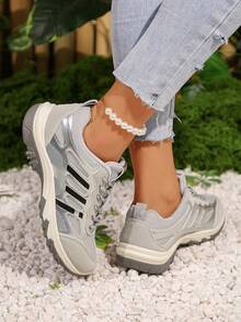 Hidkat Zapatos deportivos cómodos para mujer, zapatos blancos para correr al aire libre, zapatos de baloncesto con suela gruesa y amortiguación de impactos, adecuados para caminar y hacer deporte - Gris Claro - Ver 7