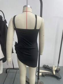 Bộ đồ bơi liền thân họa tiết hoa khoét rỗng dành cho bé gái tuổi teen, thích hợp cho kỳ nghỉ năm 2026, kèm váy che ngoài. - màu đen - Xem 2