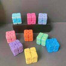 4 件套渐变 3D 打印方形减压指尖玩具，家居和办公桌装饰品，多色无限魔方，创意生日和圣诞礼物，颜色随机。 - 彩色 - 查看 4