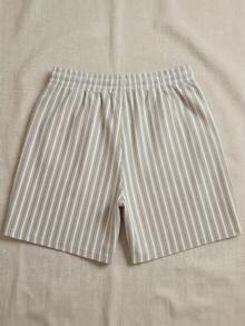 Bộ đồ nam mùa hè cổ tròn, kiểu dáng thường ngày gồm áo tank top và quần short. - Màu Xám nhạt - Xem 5