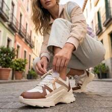 Women's Modern Platform Sneakers, Comfortable For Everyday Casual Wear, Stylish, Vacation, Lace-Up, Party, Office, Outdoor - 焦糖/玫瑰 - 查看 3