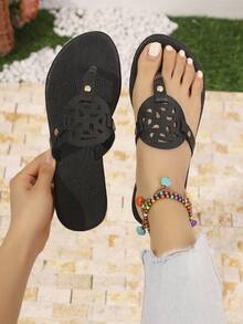Giày sandal đế bằng nữ thời trang thường ngày, tối giản, thanh lịch, dễ thương, đa năng, màu trắng bóng, sandal đế bằng nữ màu đen bóng, sandal đế bằng nữ màu xanh bóng, sandal đế bằng màu nâu, đính đá, đính hạt, thích hợp ở nhà, thoải mái, đi mua sắm, đi chơi, cỡ lớn, đi biển, mùa hè, kiểu xỏ chân, họa tiết khoét tròn, mũi tròn, dép xỏ ngón đế bằng. - màu đen - Xem 6
