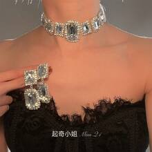 Women Jewelry Sets - Gold Earrings - View 5