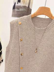 1pc Solid Color Short Round Neck Asymmetrical Button Accessory Design Fashion Sleeveless Sweater Vest, Versatile Knit Waistcoat Summer - 卡其色 - 查看 7