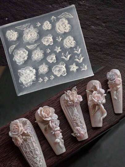 1个3D立体花卉硅胶美甲模具，自粘式DIY美甲模具，美甲沙龙配件及工具，无香型美甲用品，适合女性和女孩，可重复使用