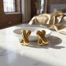 Guldfärgade puffiga X-formade örhängen, minimalistiska, grova, geometriska uttalandeörhängen för kvinnors vardagsbruk - Gult guld - Visa 6