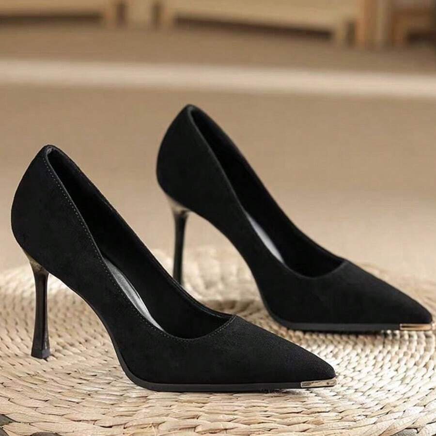 Slip-on pumps med spetsig tå och metalldetaljer, lämpliga för kontorsbruk alla säsonger - Svart - Visa 1