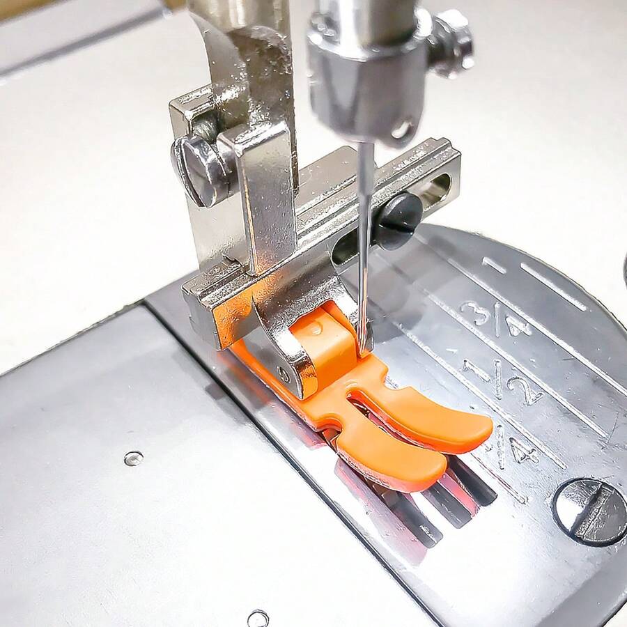 T3 Plastic Universal Presser Foot, A Multi-Functional Adjustable Presser Foot Suitable For Straight Stitch Sewing Machines, Can Be Adjusted To Left Or Right Side