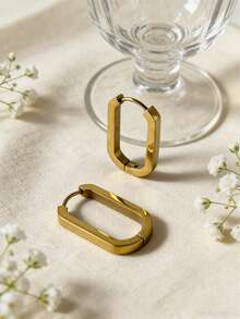 A Pair Of Elegant Gold Geometric Earrings, Made Of Stainless Steel With An 18K Gold-Plated Finish-The Perfect Everyday Earrings For Women. - 2pcs Gold - View 4