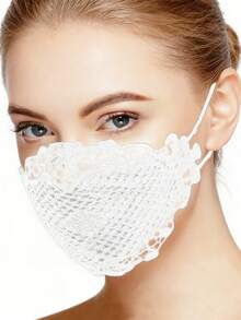 女士性感蕾丝面罩，可调节耳带，美观性感，可水洗重复使用。我们的蕾丝面罩采用轻盈的聚酯纤维制成，确保透气性。 - 彩色 - 查看 10