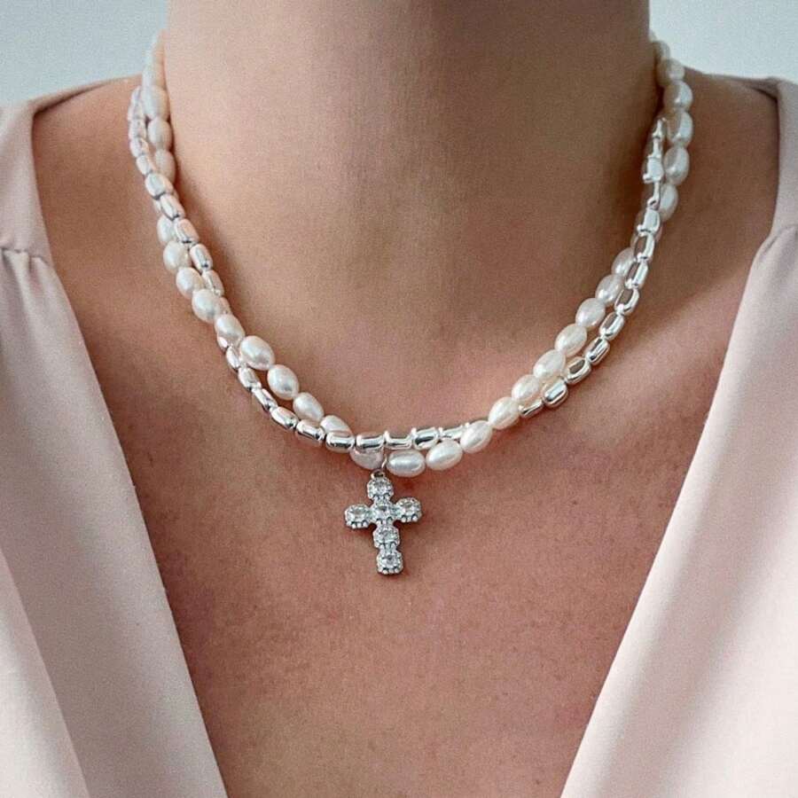 A Baroque Faux Pearl Necklace Diamond Cross Pendant Clavicle Chain Suitable For Women Daily Wear - Multicolor - View 1