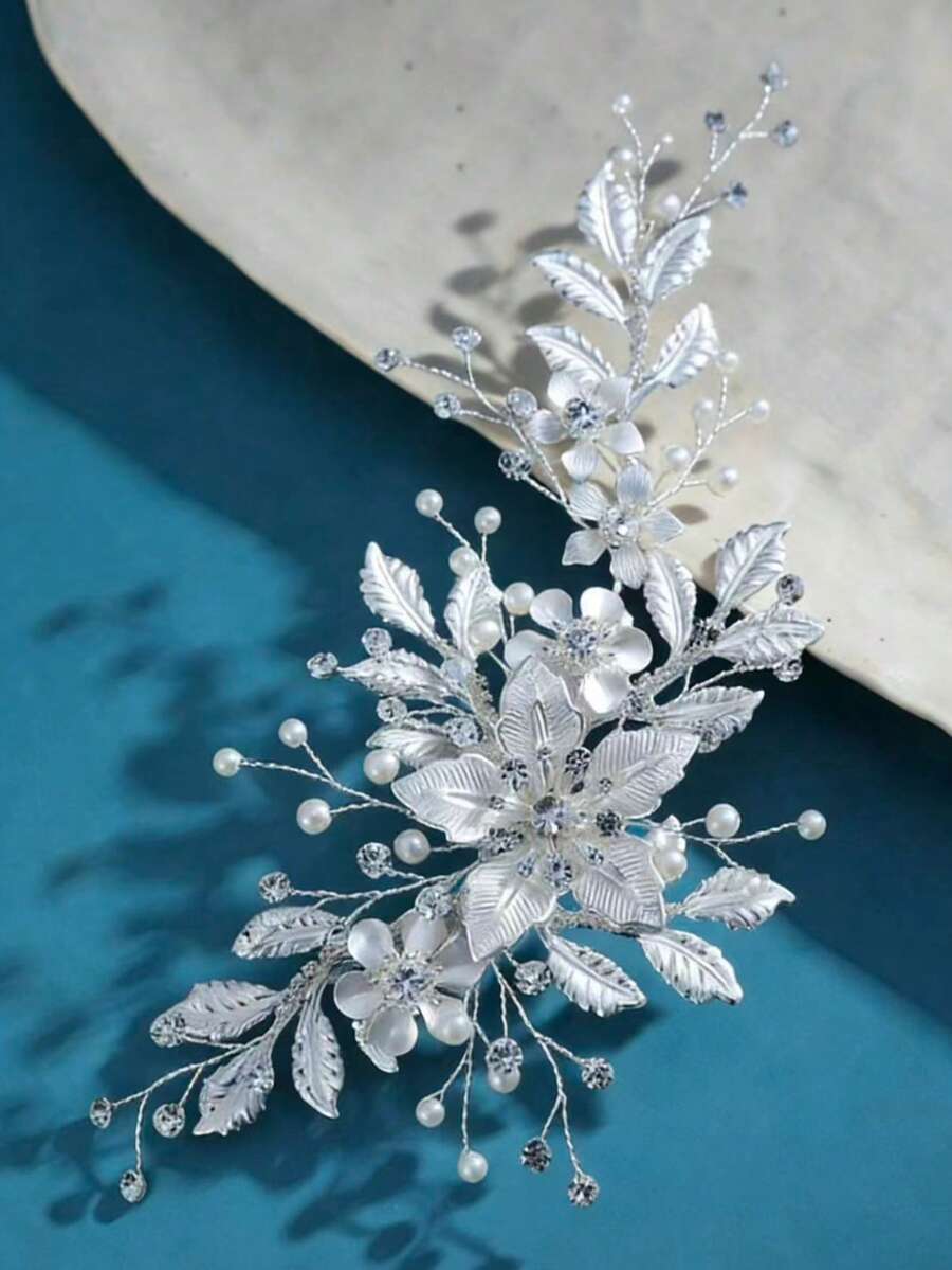 1pc Metal Leaf Hairclip With Rhinestones - Silver - View 1