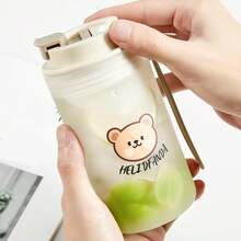 1个350/550毫升可重复使用塑料水瓶,带提绳,可爱卡通图案,便携式防漏饮水杯,旅行运动水杯,保温杯,耐冷耐热,可盛装茶、牛奶、咖啡,可微波炉加热,适合学生和成人在学校、办公室、户外露营、野餐等场合使用。 - 彩色 - 查看 6