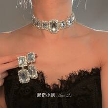 Women Jewelry Sets - Gold Earrings - View 4