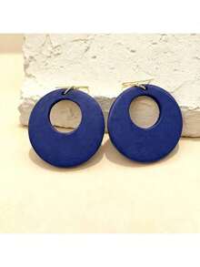 1 Pair Vintage Wooden Hollow Round Pendant Earrings - Green - View 2