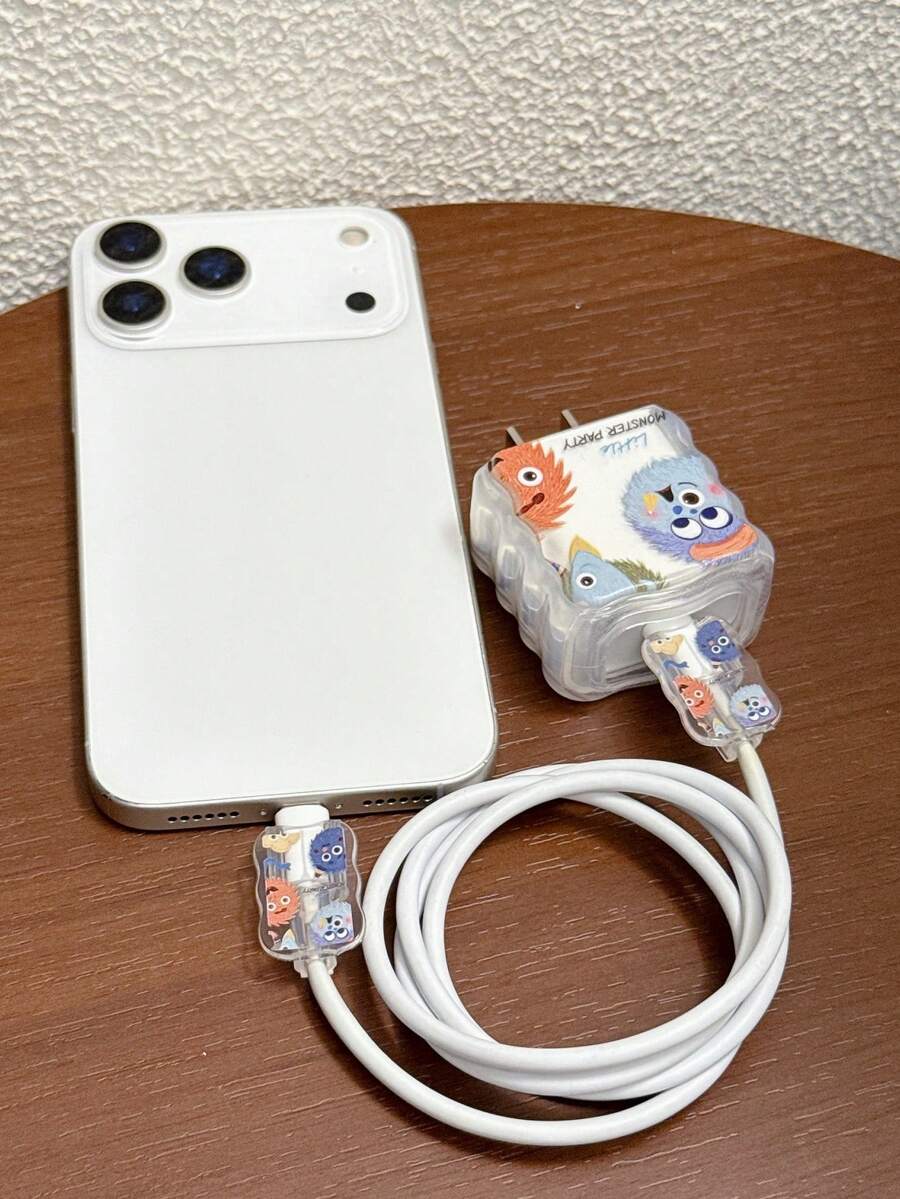 3pcs Set Wavy Protective Case, UV Painted Animal Icon Pattern, Compatible With Apple 20W Fast Charger, Charging Cable, Charger Protector - Multicolor - View 1