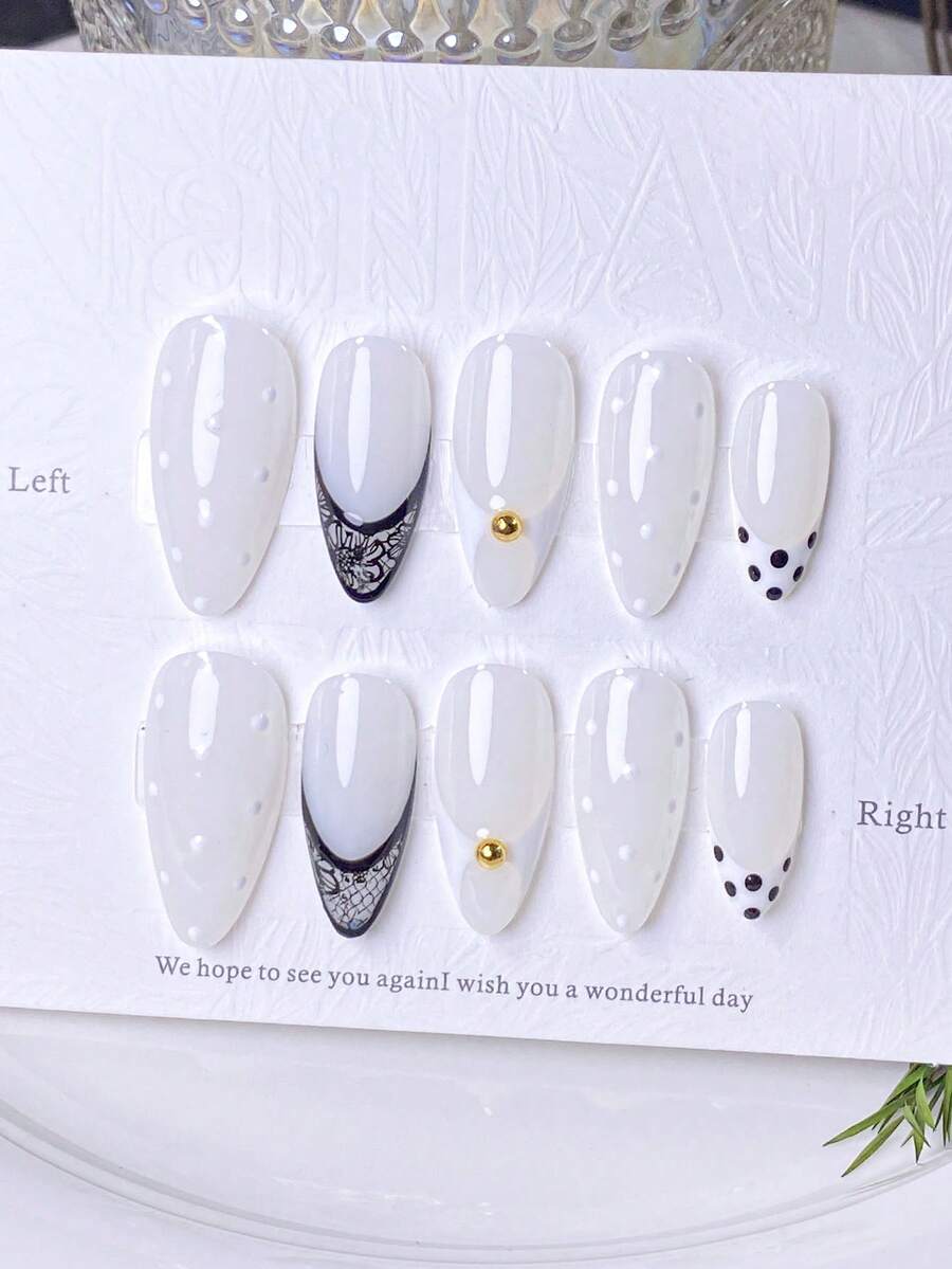 10 miếng dán móng tay thủ công, dành cho móng ngắn, móng giả, móng kiểu Pháp, móng hình hạnh nhân, móng trắng tinh, móng đen trắng tương phản, móng ngọt ngào và cá tính, móng sang trọng tinh tế, họa tiết ren và chấm bi vẽ tay, trang trí móng bằng hạt vàng và ngọc trai trắng, kèm dụng cụ làm móng, phù hợp cho mọi dịp, dễ dán và gỡ bỏ, phù hợp cho phụ nữ và bé gái. - Đen và trắng - Xem 1