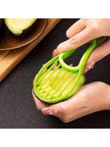 三合一牛油果切片器、去核器和分割器，塑料刀厨房蔬菜工具，家居必备 - 彩色 - 查看 3