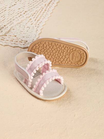 1 Pair Infant/Toddler Girls' Hollow Ball Dot Flat Design Fashionable Versatile Infant Girl Sandals, Suitable For Summer