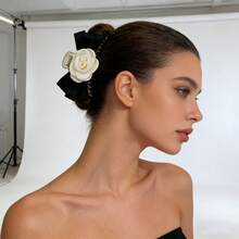 1pc Black & White Camellia Hair Claw, Minimalist Daily Matching, Elegant Party Accessory - Black and White - View 2