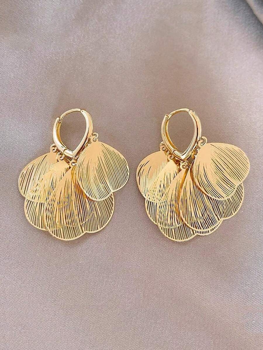 1 Pair Golden Hollowed-Out Butterfly-Wing Fringes , Exquisite And High-End Fashionable And Luxurious Niche Design Earrings For Women, Summer Accessories For The Beach, Versatile Made Of Stainless Steel For Women, An Ideal Gift For Women - Multicolor - View 1