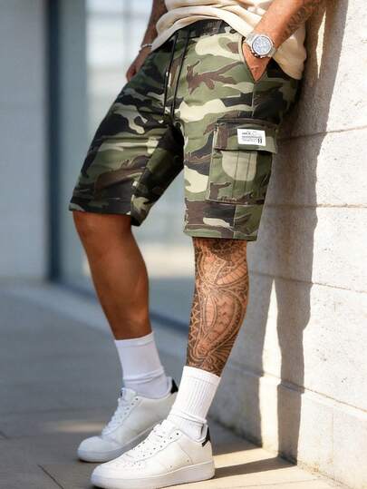 Quần short nam dáng cargo nhẹ, họa tiết rằn ri, thích hợp mặc ngoài trời, rộng rãi, dài đến đầu gối, kiểu dáng thể thao mùa hè.